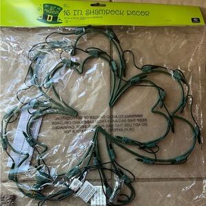 Brand New 16 in. Shamrock String Lights - Green Holiday Decor